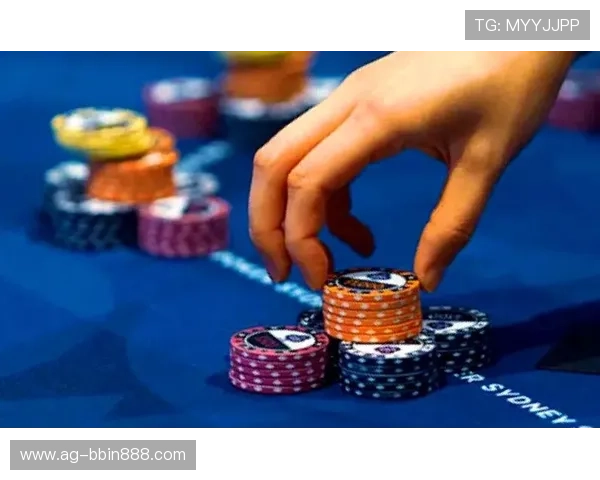 德州扑克锦标赛教学:掌握比赛中的心理战术与情绪控制技巧实现优势 德州扑克锦标赛教学:掌握比赛中的心理战术与情绪控制技巧实现优势